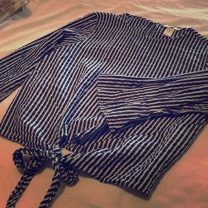 H&M Seersucker Tie-waist Blouse